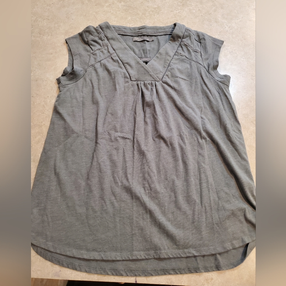 Prana v neck top